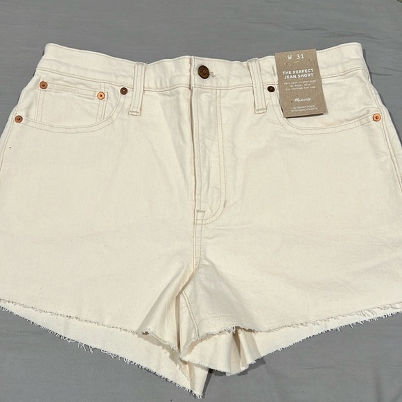 Madewell - The Perfect Jean Short - Picture 1 of 7